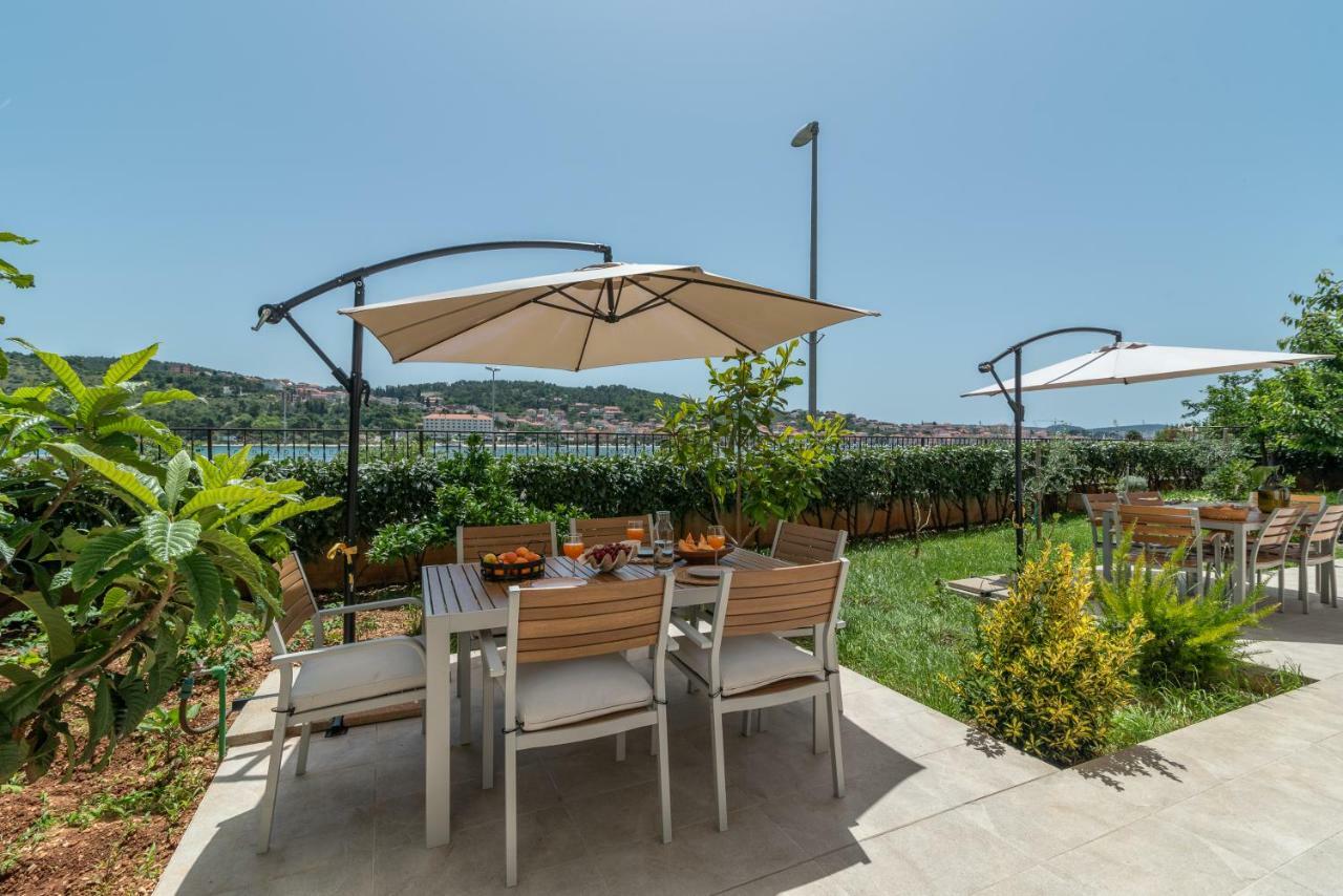 Apartments Flora Trogir Exterior foto